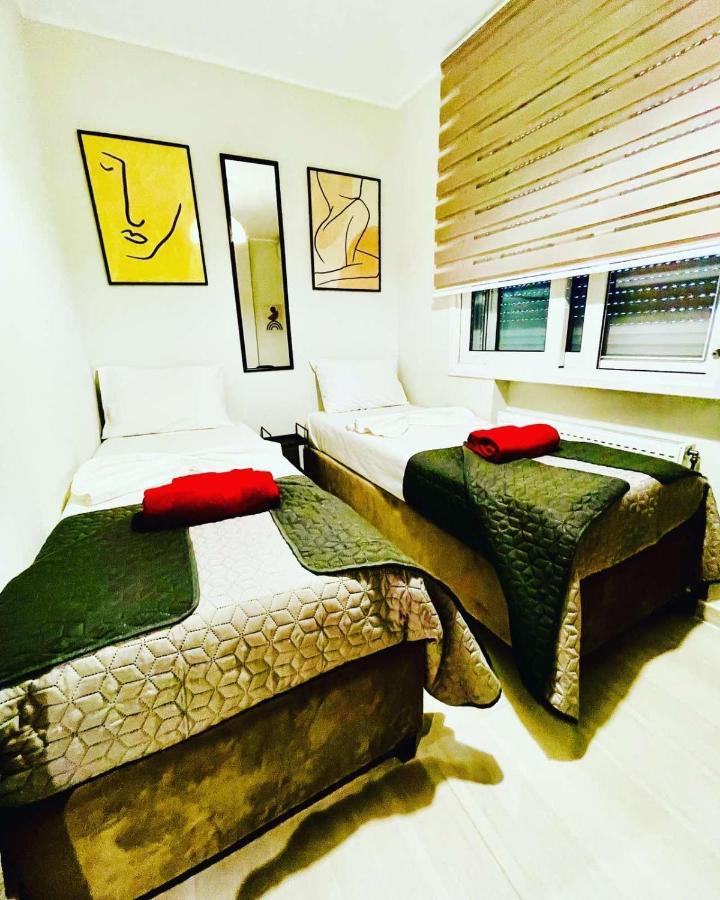 Phoenix Garden Apartments II أثينا المظهر الخارجي الصورة